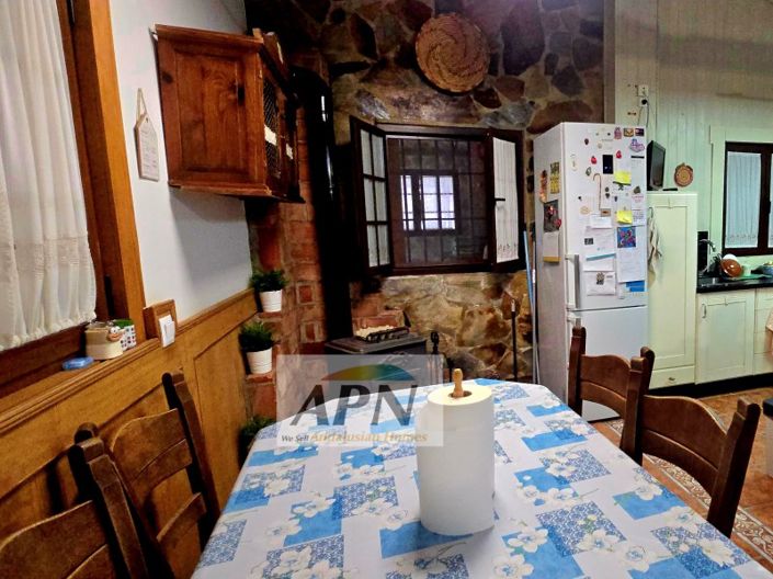 Image No.26-14 Bed Country House for sale