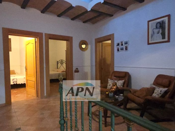 Image No.31-14 Bed Country House for sale