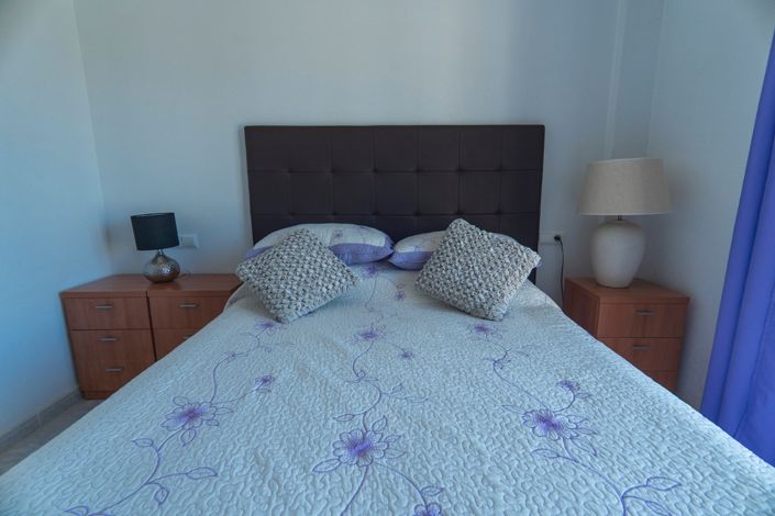 Image No.22-2 Bed Townhouse for sale