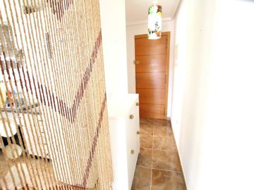 49043spacious2bedtopfloorapartmentbenijofarhi