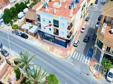 49043spacious2bedtopfloorapartmentbenijofarhi