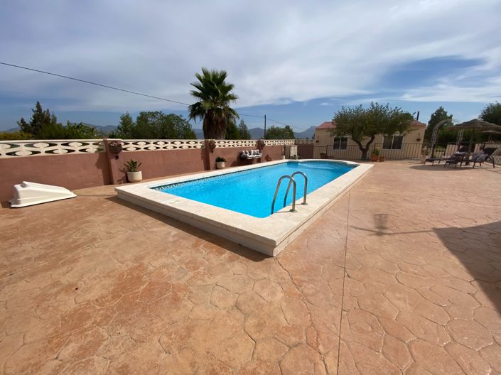 Image No.40-5 Bed Villa for sale