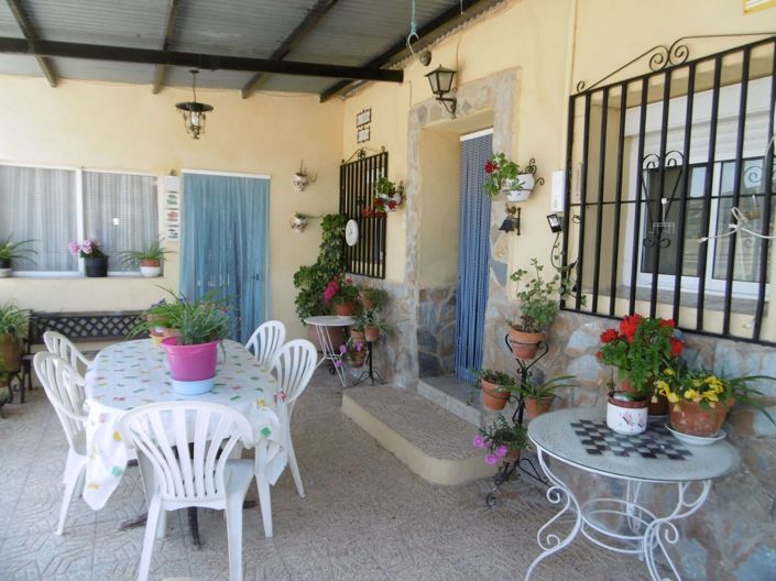 Image No.6-2 Bed Country House for sale