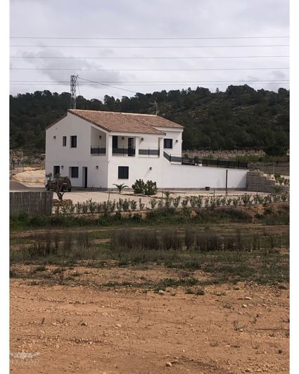 Image No.1-5 Bed Villa for sale