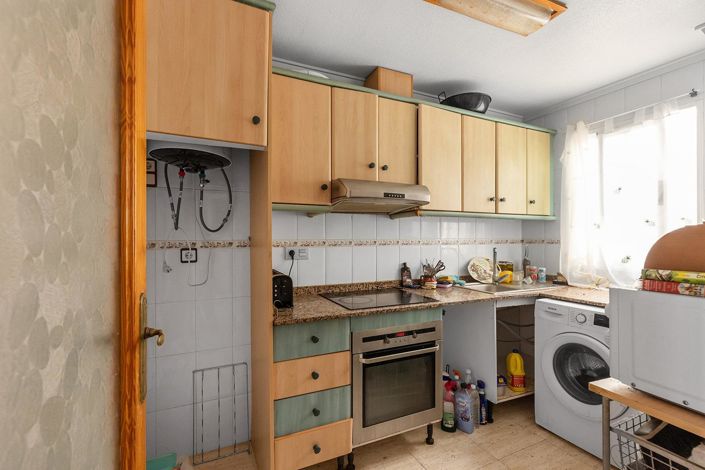 Image No.11-3 Bed Apartment for sale