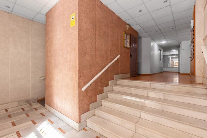 Image No.20-3 Bed Apartment for sale