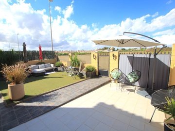 49152stylishthreebedroomdetachedvillawithspac