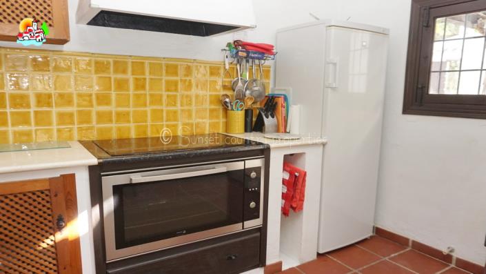 Image No.15-6 Bed Country Property for sale