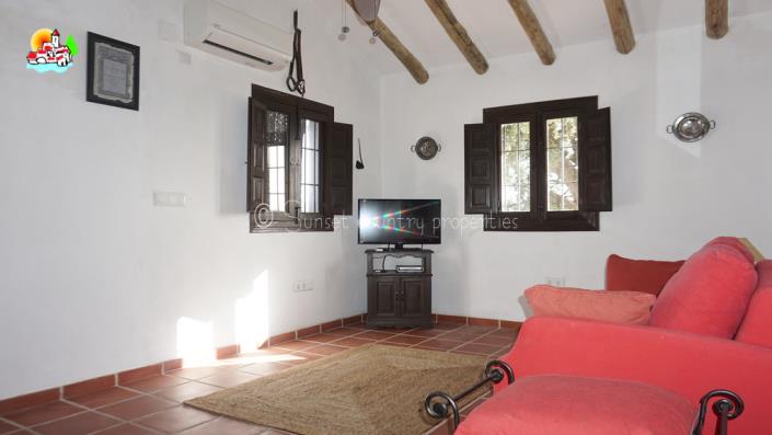 Image No.26-6 Bed Country Property for sale