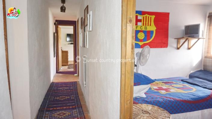 Image No.26-7 Bed Country Property for sale