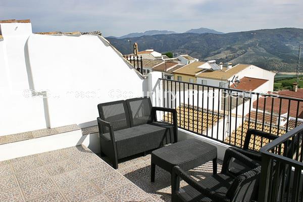 Image No.10-2 Bed Village House for sale