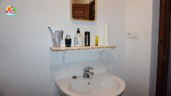 Image No.14-4 Bed Country Property for sale