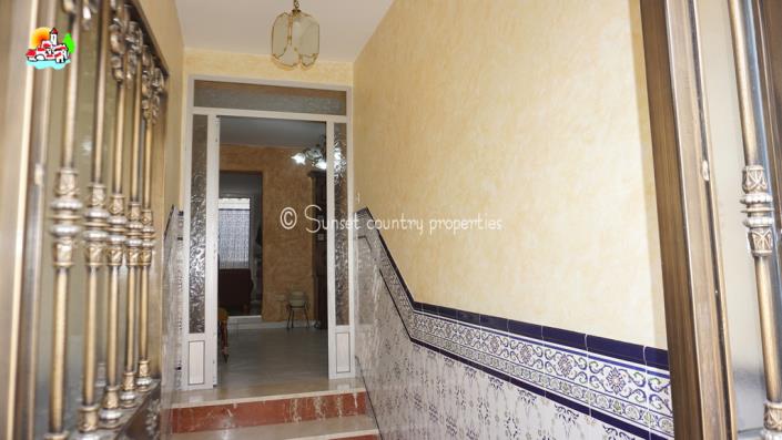 Image No.2-5 Bed Townhouse for sale