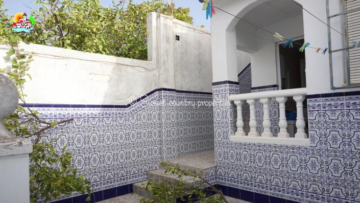 Image No.9-5 Bed Townhouse for sale