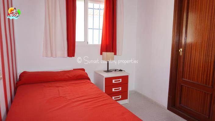 Image No.18-5 Bed Townhouse for sale