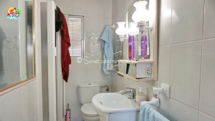 Image No.19-5 Bed Townhouse for sale