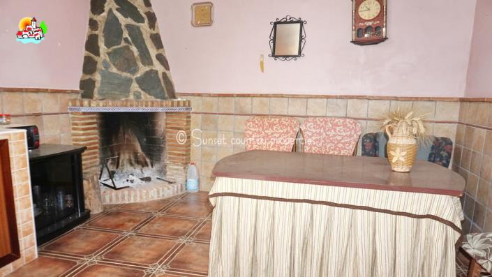 Image No.21-5 Bed Townhouse for sale