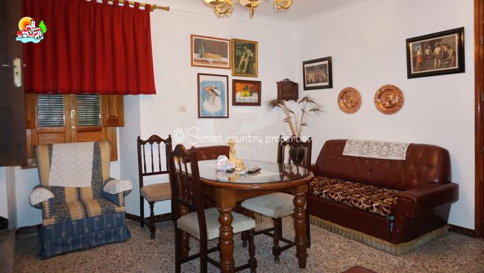 Image No.4-4 Bed Townhouse for sale