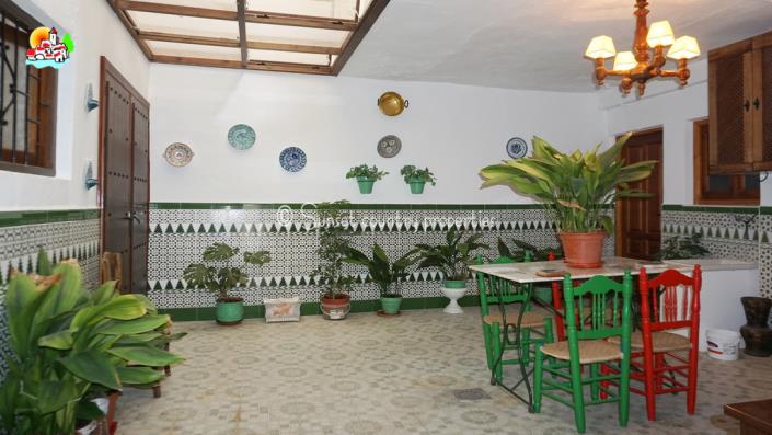 Image No.32-4 Bed Townhouse for sale