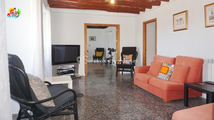 Image No.5-4 Bed Country House for sale