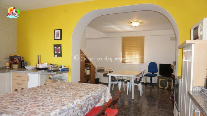 Image No.9-4 Bed Country House for sale