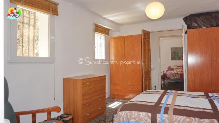 Image No.16-4 Bed Country House for sale