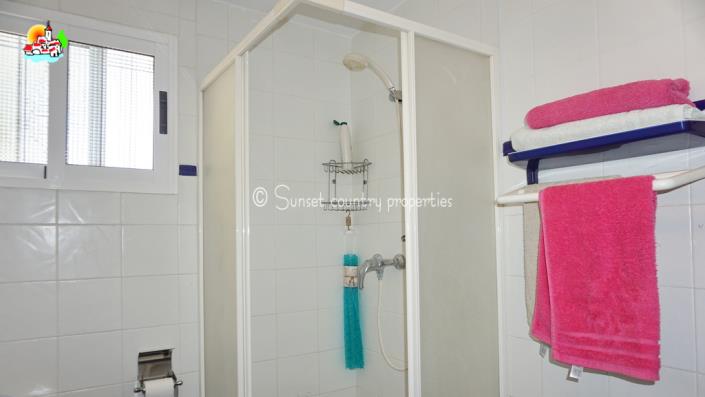 Image No.20-4 Bed Country House for sale