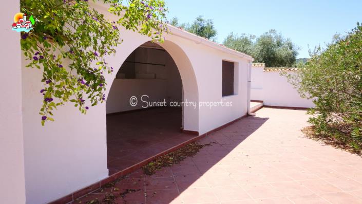 Image No.31-4 Bed Country House for sale