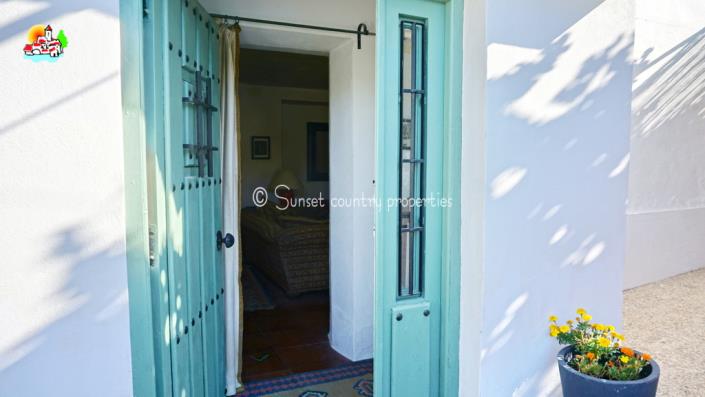 Image No.8-5 Bed Country House for sale