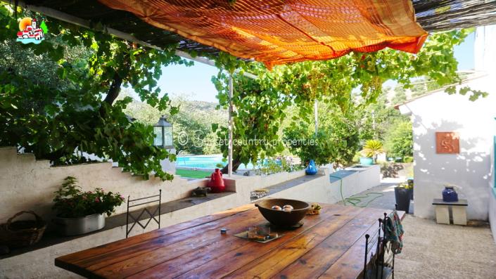 Image No.15-5 Bed Country House for sale