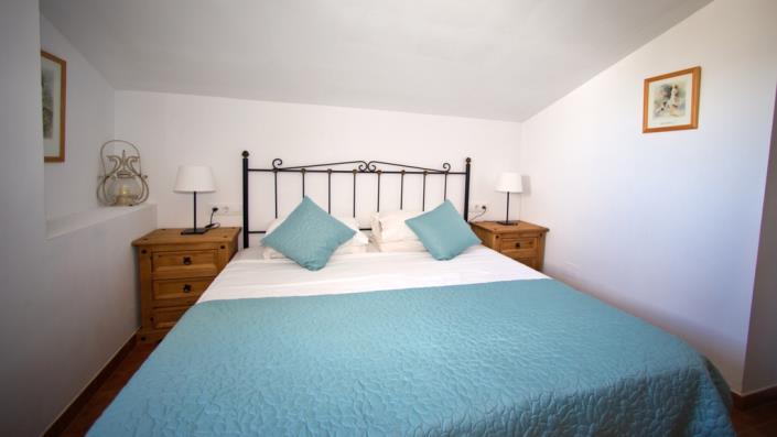 Image No.31-5 Bed Country Property for sale