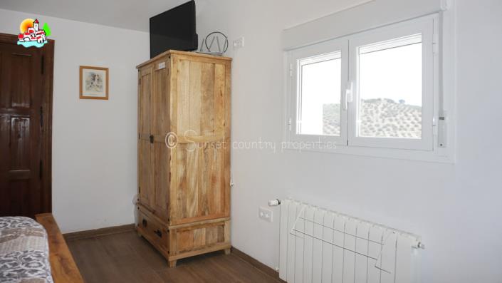 Image No.36-5 Bed Country Property for sale