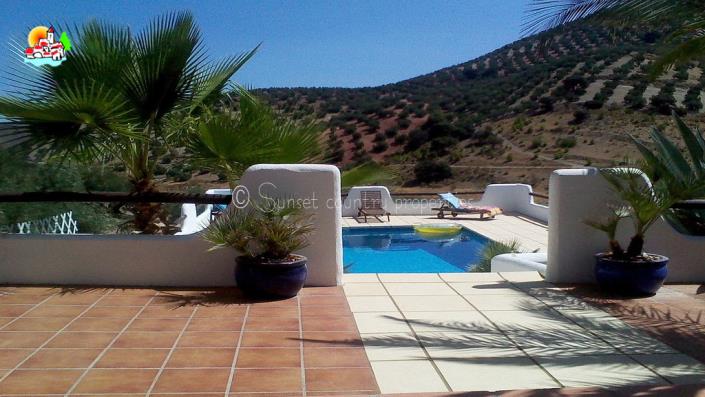 Image No.2-4 Bed Country Property for sale