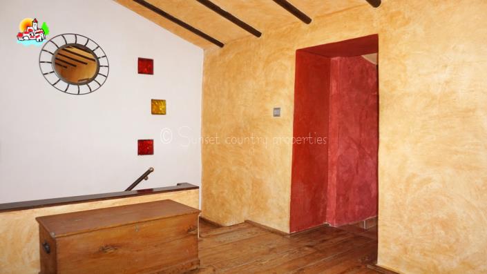 Image No.23-4 Bed Country Property for sale