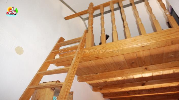 Image No.33-4 Bed Country Property for sale