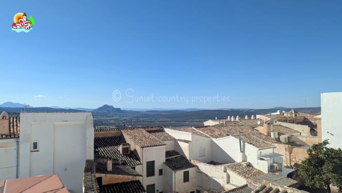 Image No.2-3 Bed Townhouse for sale