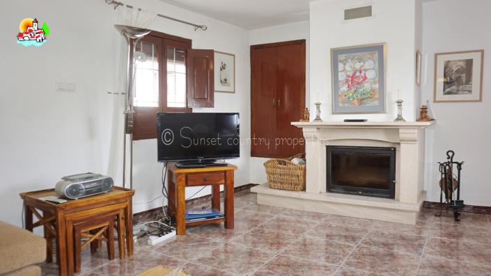 Image No.17-4 Bed Country Property for sale