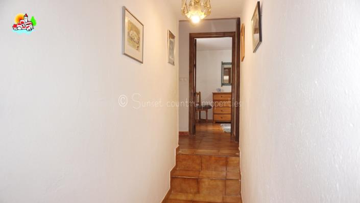 Image No.21-4 Bed Country Property for sale