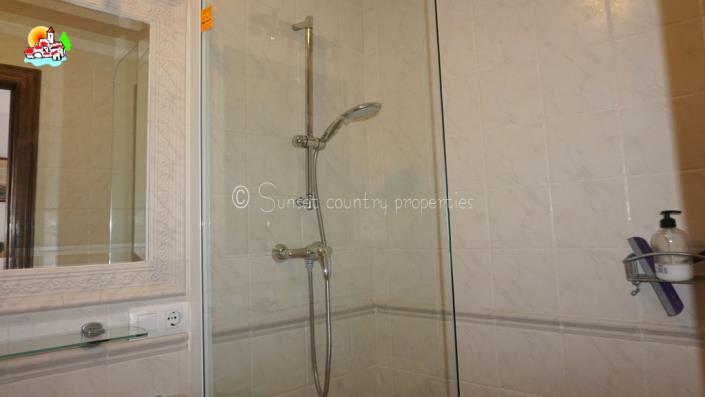 Image No.31-4 Bed Country Property for sale