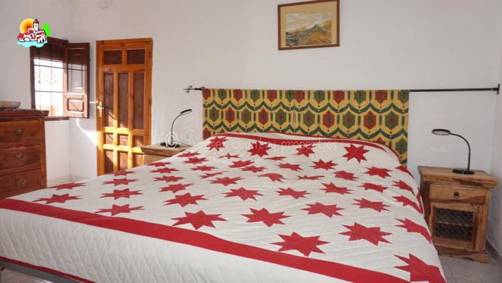 Image No.32-4 Bed Country Property for sale