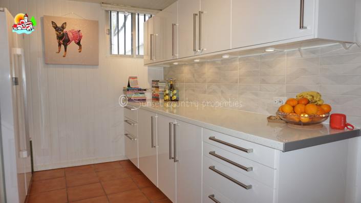 Image No.10-5 Bed Country Property for sale