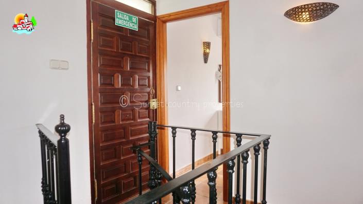 Image No.31-5 Bed Country Property for sale