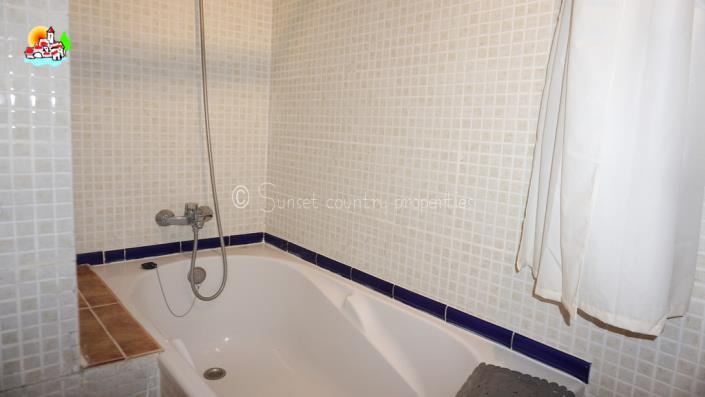 Image No.36-5 Bed Country Property for sale