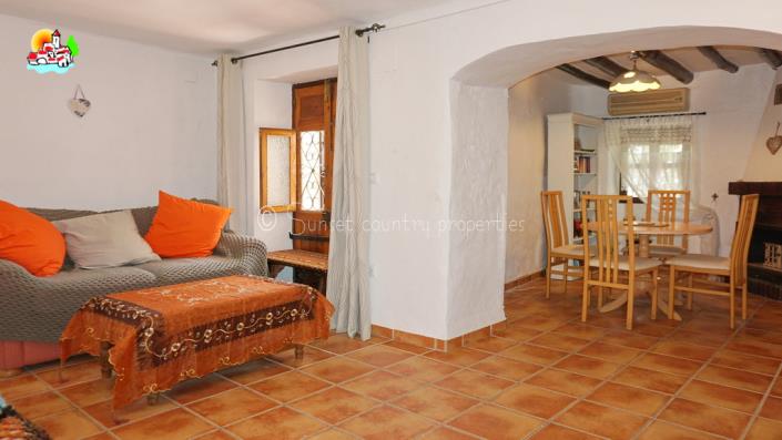 Image No.9-3 Bed Townhouse for sale