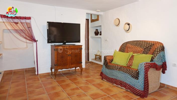 Image No.15-3 Bed Townhouse for sale