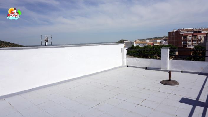 Image No.29-3 Bed Townhouse for sale