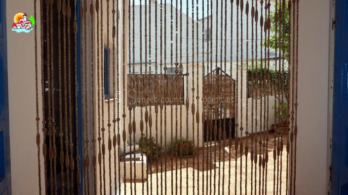 Image No.32-3 Bed Townhouse for sale