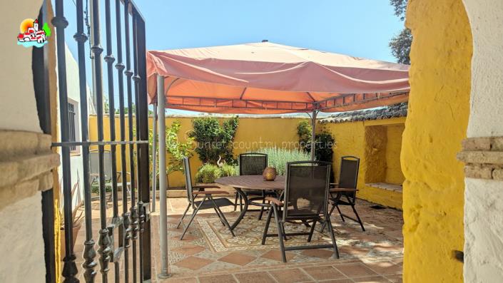 Image No.5-4 Bed Country Property for sale