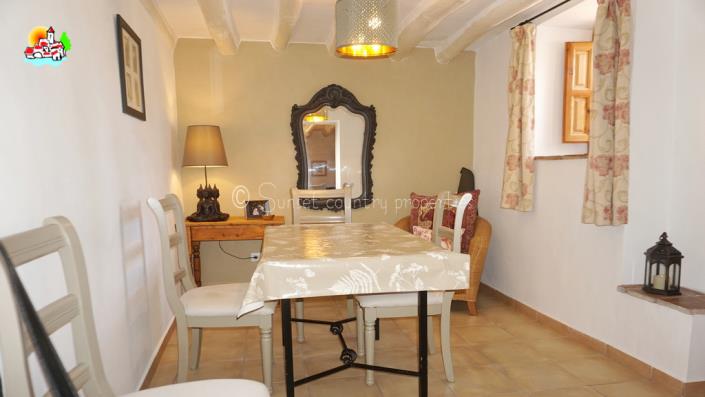 Image No.16-4 Bed Country Property for sale