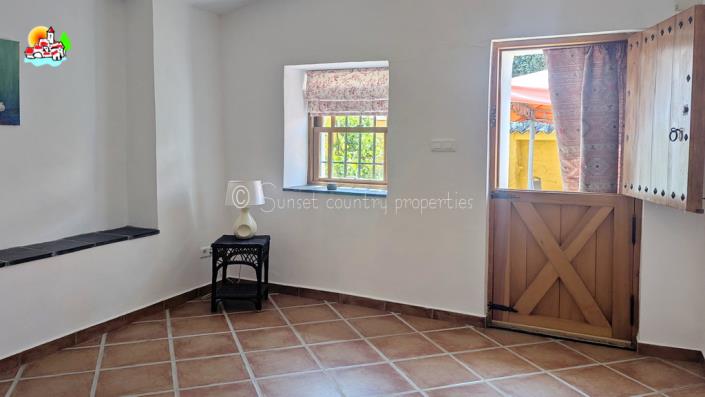 Image No.20-4 Bed Country Property for sale